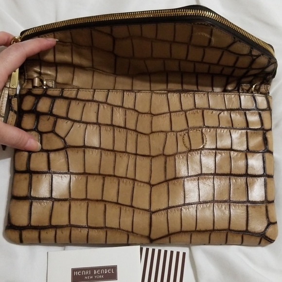 Henri Bendel Convertible Clutch Crocodile print - Picture 3 of 8
